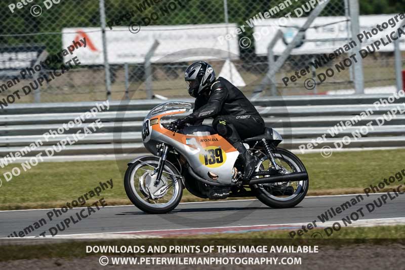donington no limits trackday;donington park photographs;donington trackday photographs;no limits trackdays;peter wileman photography;trackday digital images;trackday photos